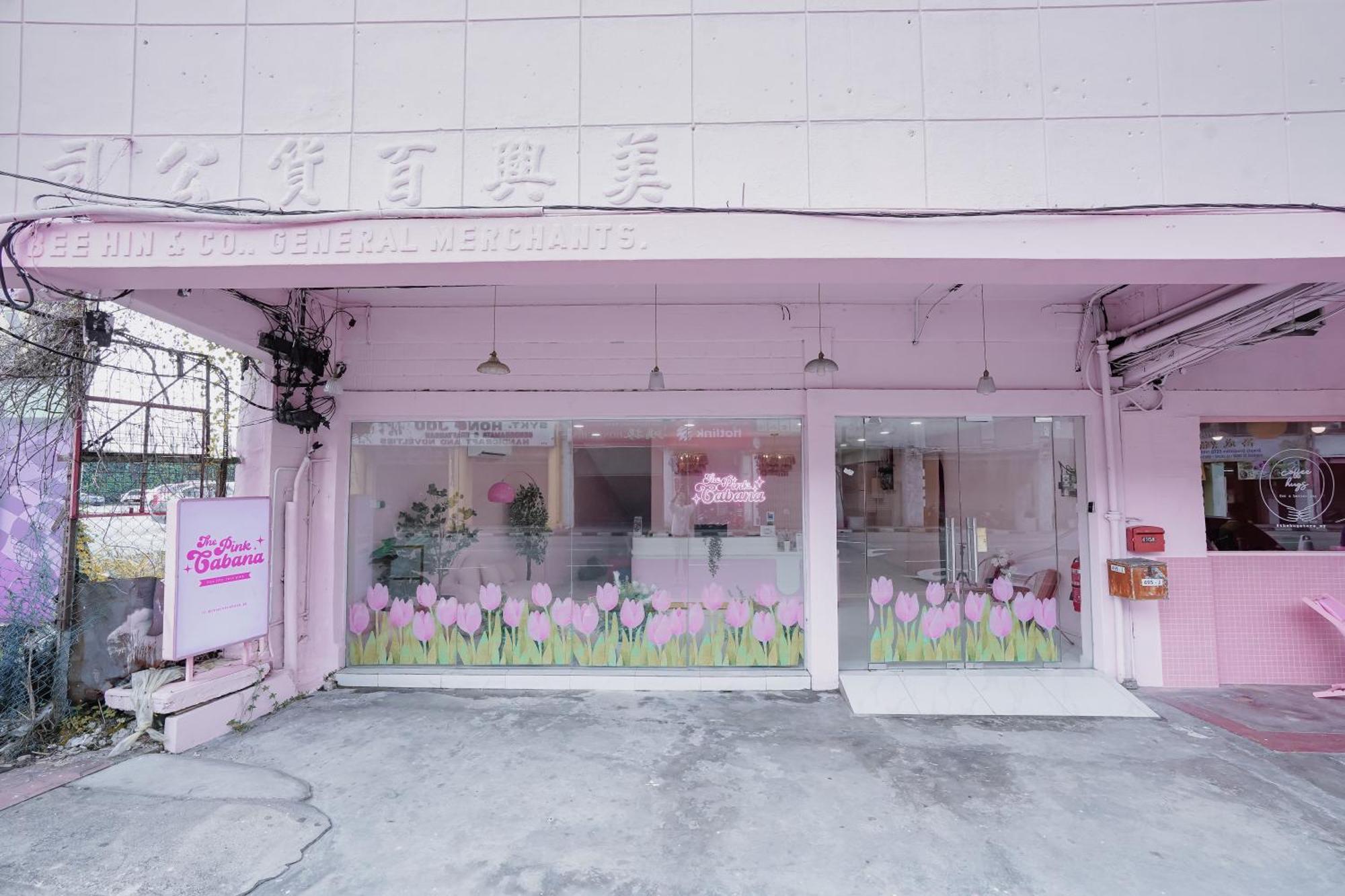Pink Cabana Hotel George Town Extérieur photo