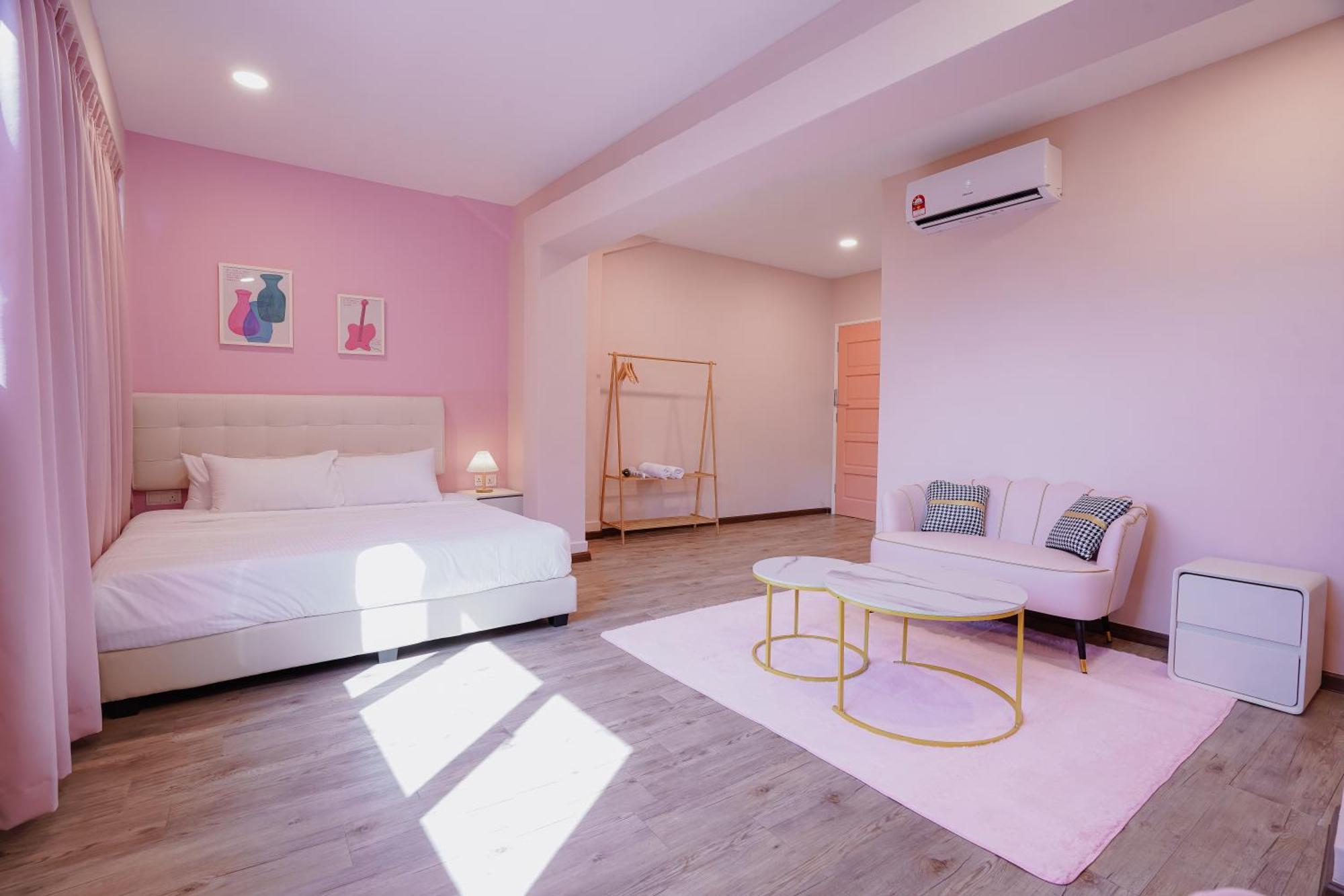 Pink Cabana Hotel George Town Extérieur photo