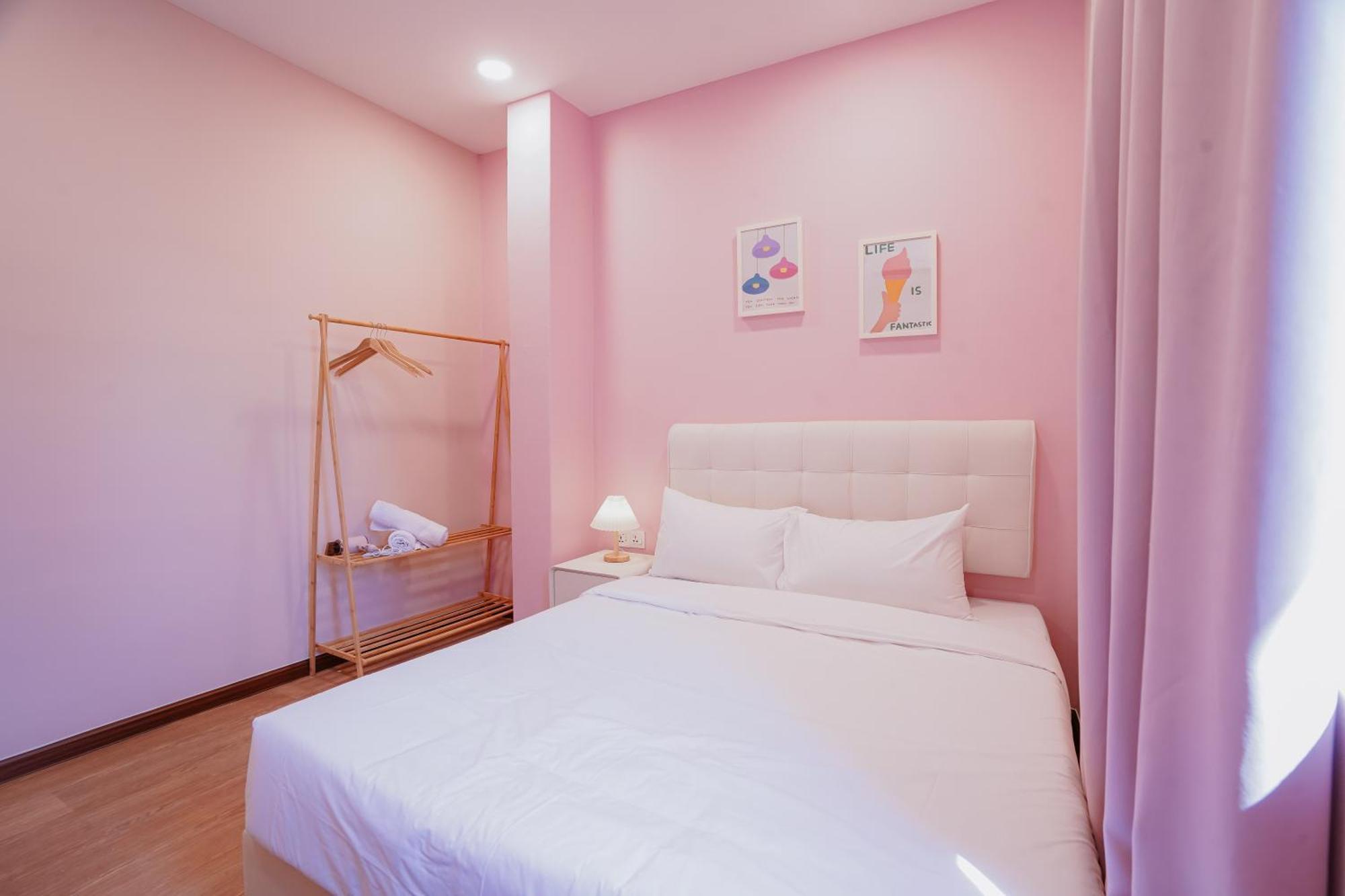 Pink Cabana Hotel George Town Extérieur photo