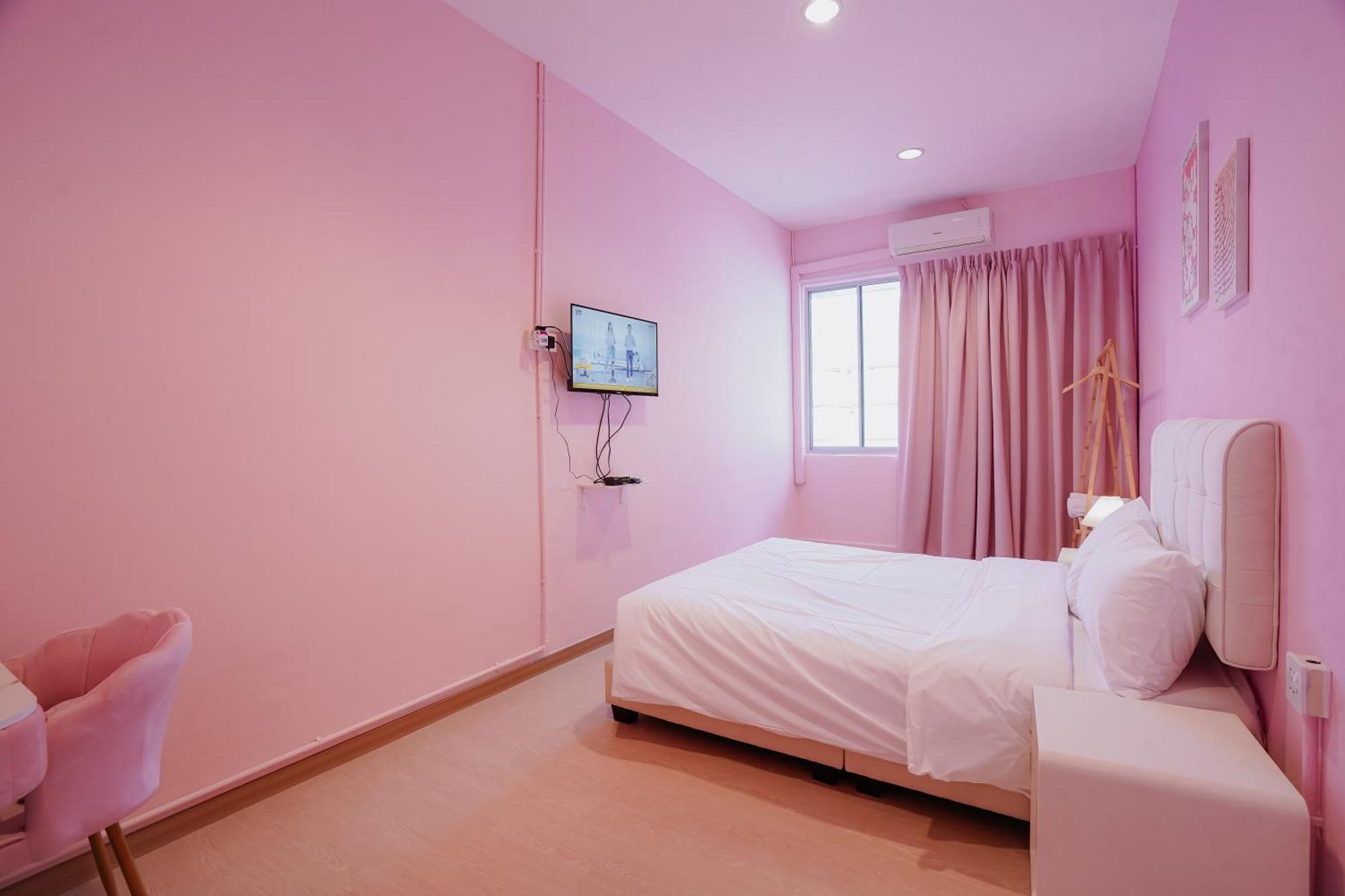 Pink Cabana Hotel George Town Extérieur photo