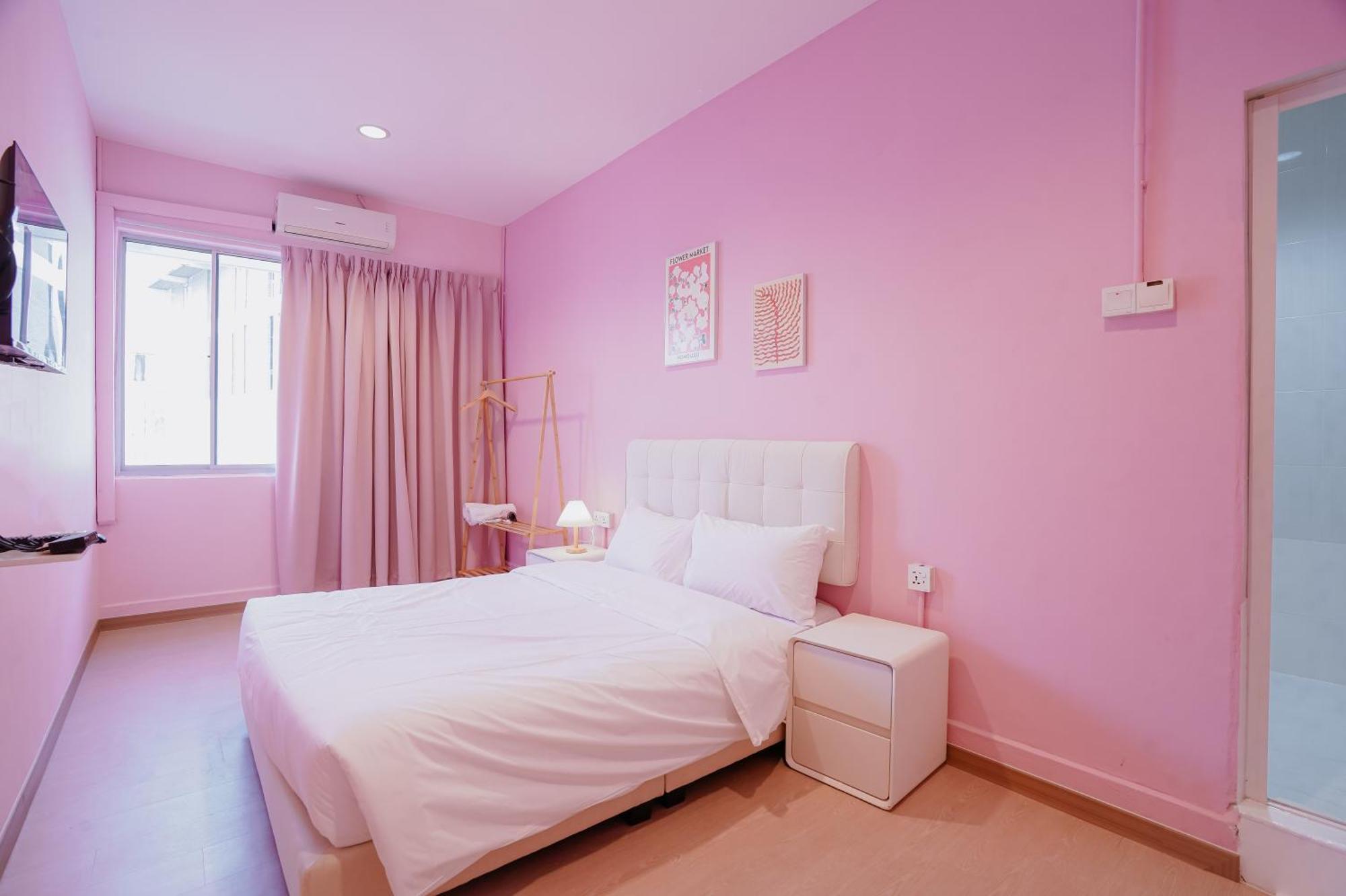 Pink Cabana Hotel George Town Extérieur photo