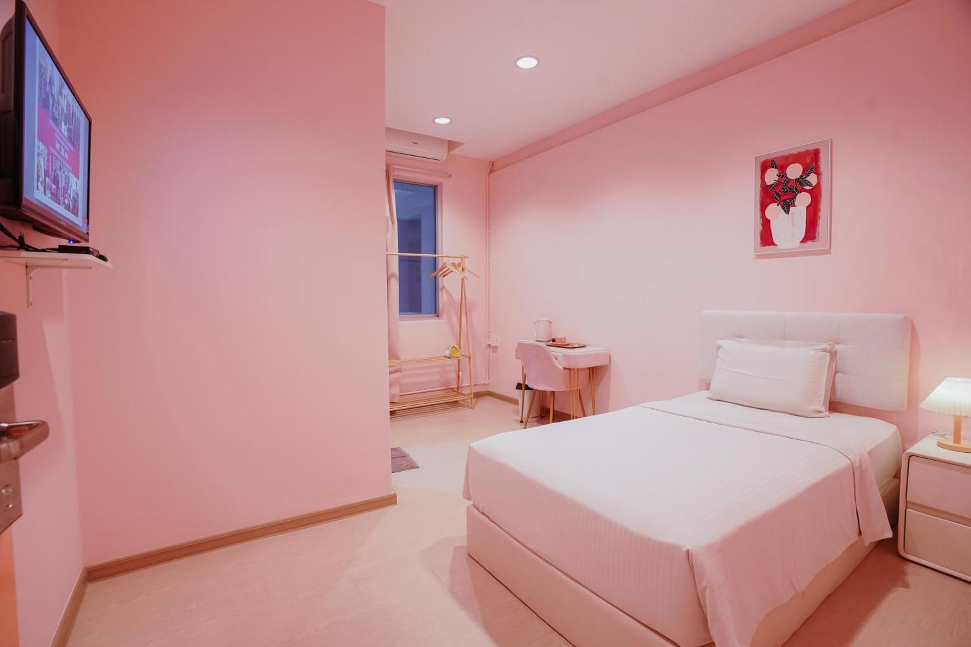 Pink Cabana Hotel George Town Extérieur photo