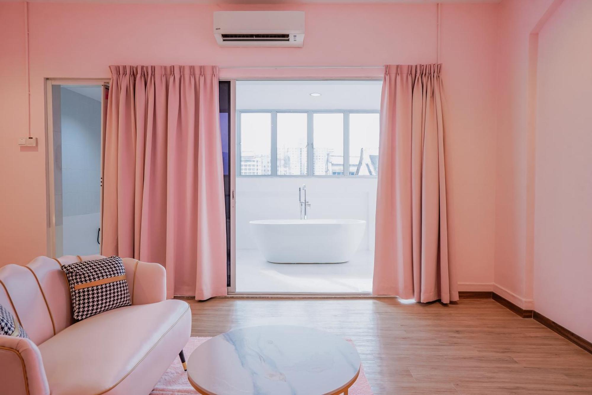 Pink Cabana Hotel George Town Extérieur photo